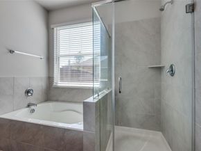 400  Livingston Drive , DeSoto Texas 75115