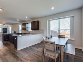 400  Livingston Drive , DeSoto Texas 75115