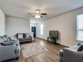 400  Livingston Drive , DeSoto Texas 75115