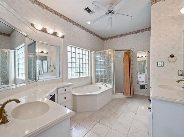 1120  Wishing Well Court , Cedar Hill Texas 75104
