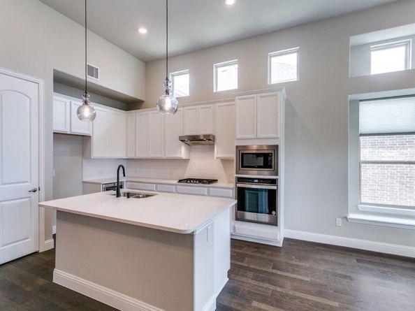 16876  Maple Bend Drive , Frisco Texas 75035