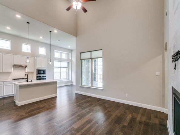 16876  Maple Bend Drive , Frisco Texas 75035