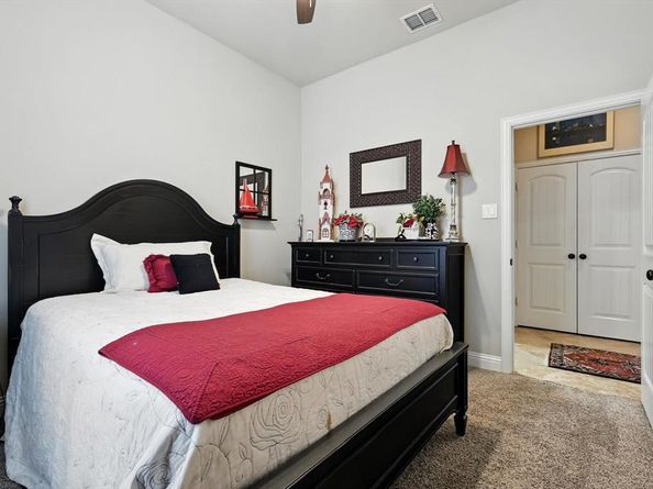 585  Mountcastle Drive , Rockwall Texas 75087
