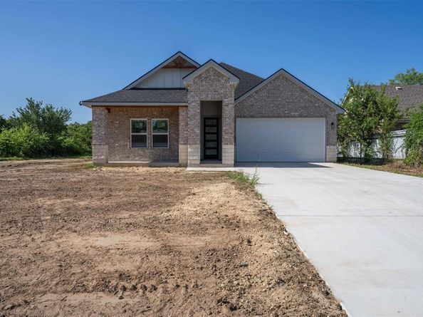 5208  Cox Street , Fort Worth Texas 76105