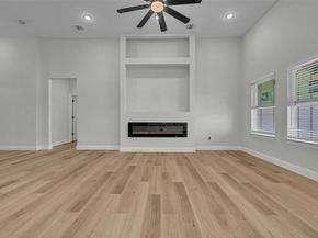 5208  Cox Street , Fort Worth Texas 76105