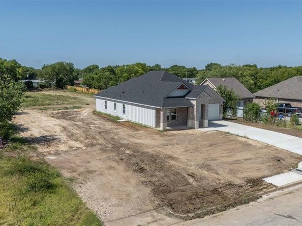 5208  Cox Street , Fort Worth Texas 76105