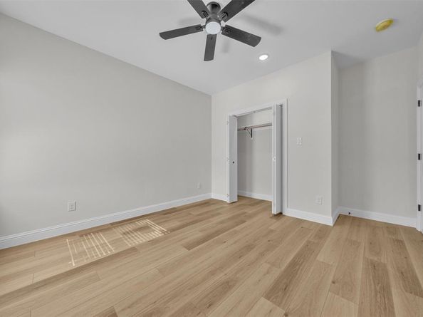 5208  Cox Street , Fort Worth Texas 76105