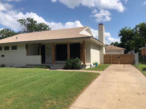 832  Highland Oaks Drive , Dallas Texas 75232