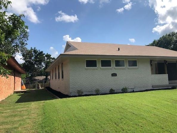 832  Highland Oaks Drive , Dallas Texas 75232