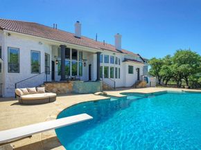 10500  Avery Club Drive  26, Austin Texas 78717