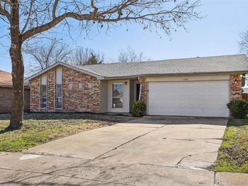 1522  Roundrock Trail 