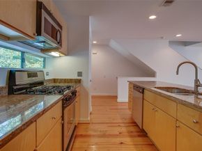 3840  San Jacinto Street , Dallas Texas 75204