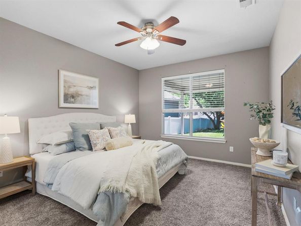 1020  Grey Fox Drive , Savannah Texas 76227