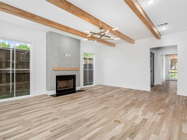 6367  Mccommas Boulevard , Dallas Texas 75214