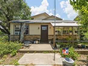 320  Beverly Road , Azle Texas 76020