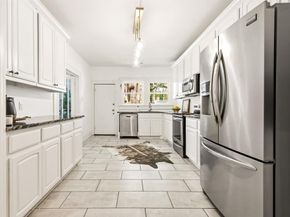 5736  Tremont Street , Dallas Texas 75214
