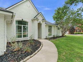 8  Waterwood Court , Mansfield Texas 76063