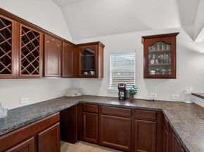 6601  Vintage Drive , Arlington Texas 76001