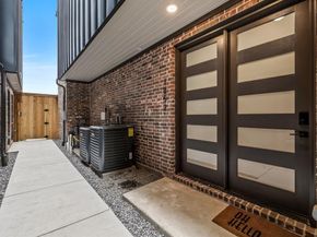 1852  Mecca Street , Dallas Texas 75206