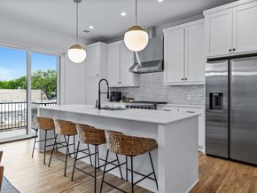 1852  Mecca Street , Dallas Texas 75206