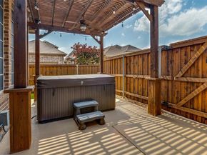 1007  Ivy Charm Way , Arlington Texas 76005