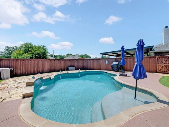 805  Kathryn Drive , Lewisville Texas 75067