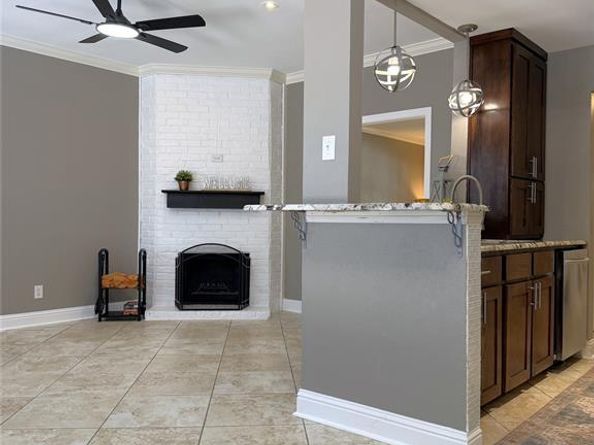 625  Trailwood Court , Garland Texas 75043