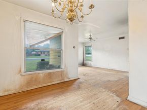 1112 E Ann Arbor Avenue , Dallas Texas 75216