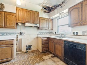 1112 E Ann Arbor Avenue , Dallas Texas 75216