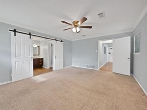 1615  Cresthaven Drive , Pantego Texas 76013