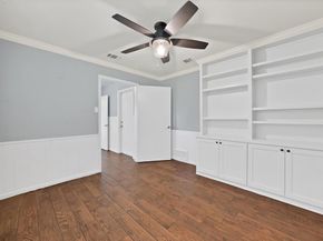1615  Cresthaven Drive , Pantego Texas 76013