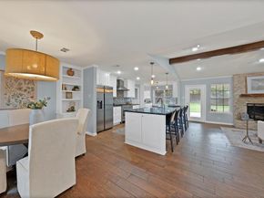 1615  Cresthaven Drive , Pantego Texas 76013
