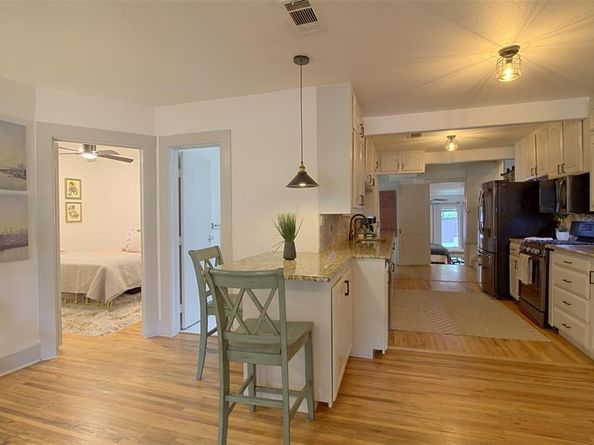 9030  San Benito Way , Dallas Texas 75218