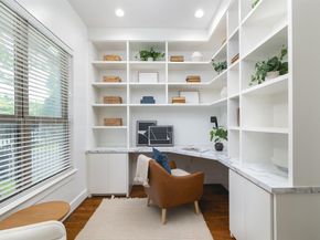 2415  Knight Street  A, Dallas Texas 75219