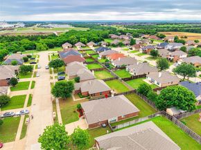 813  Cutting Horse Drive , Mansfield Texas 76063