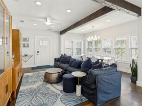 1023  Mount Auburn Avenue , Dallas Texas 75223