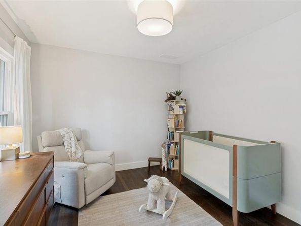 1023  Mount Auburn Avenue , Dallas Texas 75223