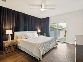 1023  Mount Auburn Avenue , Dallas Texas 75223
