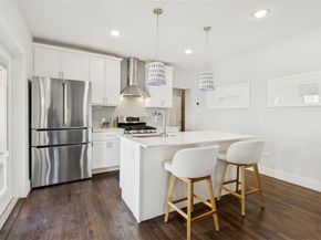 1023  Mount Auburn Avenue , Dallas Texas 75223