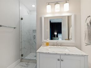 1023  Mount Auburn Avenue , Dallas Texas 75223
