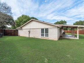 3704  Misty Court , Fort Worth Texas 76133