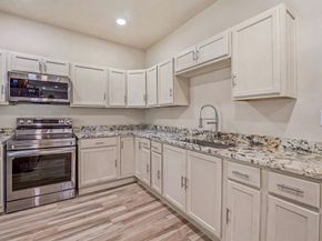 314 N Harding Street , Fort Worth Texas 76102