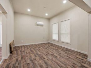 314 N Harding Street , Fort Worth Texas 76102