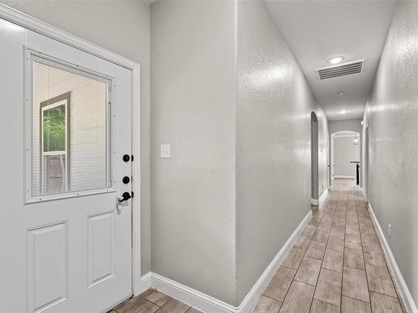 2955  Pearl Avenue , Fort Worth Texas 76106