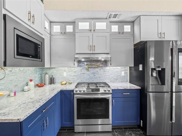 801  Fall Drive , Allen Texas 75002