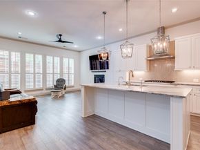 7124  Soto Street , Dallas Texas 75223