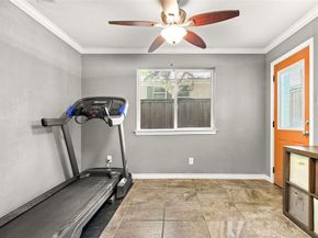 2021  Elmwood Boulevard , Dallas Texas 75224
