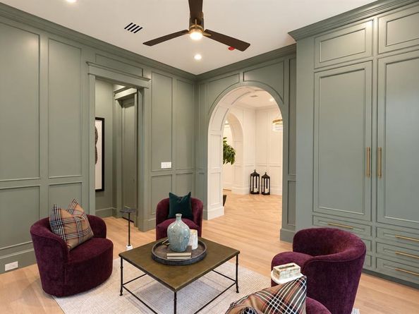 6304  Del Norte Lane , Dallas Texas 75225