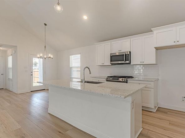 6713  Lake Overlook Drive , Fort Worth Texas 76135