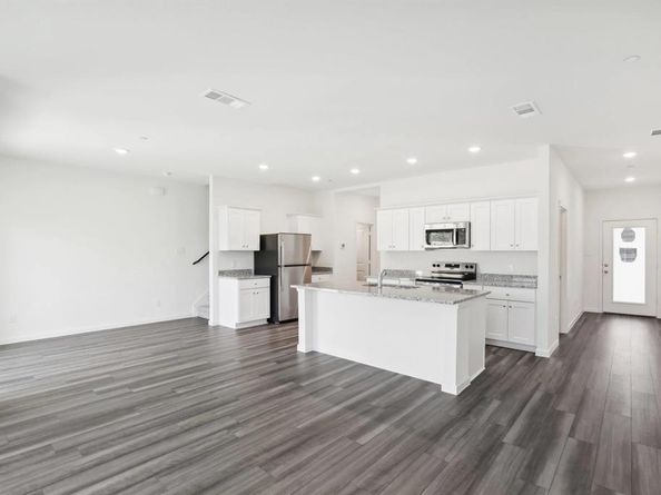 208  Ashford Lane , Cedar Hill Texas 75104